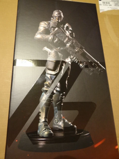 NEW IN BOX BLIZZARD OVERWATCH LIMITED COLLECTOR'S EDITION SOLDIER 76 STATUE