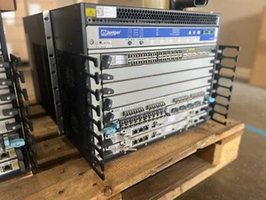 Juniper MX480-PREMIUM2-DC 2x RE-S-1800x4-16 MPC5EQ-40G10G MPC2E-3D-NG-Q 1y Wrnty - Foto 1 di 2