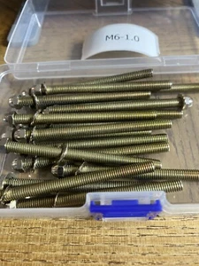 (5) M6-1.0 Gewindestange 3 1/4"Lg. + Unterlegscheibe & Eichelmutter 8mm quer flach vergoldet USA - Bild 1 von 1
