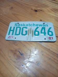 Saskatchewan Canada 1981 Auto License Plate Vintage Man Cave Decor Collector - Picture 1 of 1