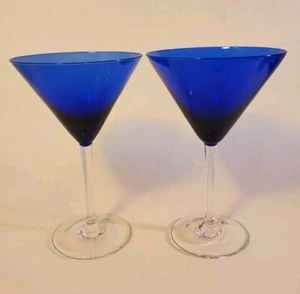 Circleware 6 Unzen Kobaltblau Martini Gläser Klar Stiel 7,5" Hoch 2er Set - Bild 1 von 15