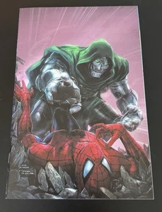 AMAZING SPIDER-MAN #61 TIAGO DA SILVA VARIANTE VERGINE ESCLUSIVA -DOOM - Foto 1 di 2