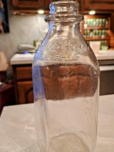 Vintage EUCLID RACE Milk Bottle Cleveland Ohio Dairy QUART Size Stamped Markings - Picture 1 of 9