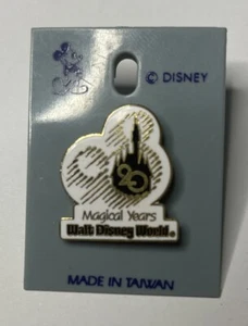 Disney Collectible Trading Pin 20 Magical Years Walt Disney World Vintage - Picture 1 of 3