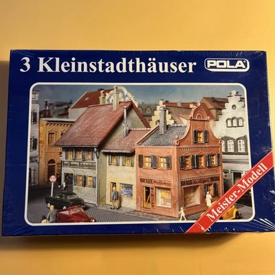 Pola kit di montaggio H0 133 3 CASE DI CITTA' PICCOLE - RARO - CONFEZIONE ORIGINALE IN BLISTER - Immagine 1 di 2