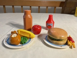 VTG FISHER PRICE FUN W/FOOD EXPANDING BURGER, CHOMP CORN & CHICKEN + MORE - Picture 1 of 16