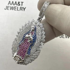 Colgante Virgen María de plata de ley 925 maciza con circonitas cúbicas - Imagen 1 de 4