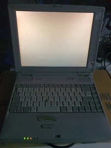 LAPTOP TOSHIBA S4000CDS SIN DISCO DURO Y SIN ALIMENTADOR funcional (24H) - Imagen 1 de 4
