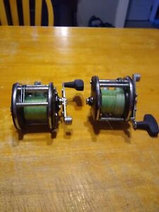 2 Vintage Penn 309 Level Wind Fishing Reels 1-Works 1-For Repair Made in the USA