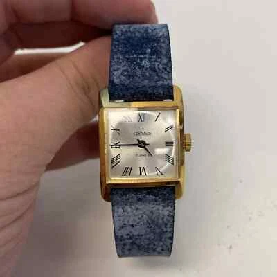 Vintage Cornavin Women’s Watch 17 jewels Shock Protecting Gold Stainless Steel - Image 1 of 4