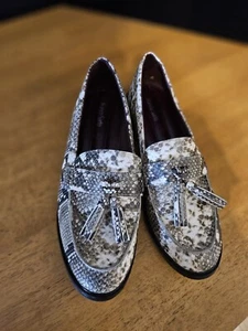 Franco Sarto Carolynn Low Loafer Womens Gray Snake Print Shoes Size 7. - Picture 1 of 6