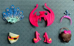 Monster High Inner Monster Spooky Sweet Frightfully Fierce Doll Accessories #2 - Picture 1 of 17