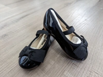 Thee Bron Mary Jane Toddler Slippers, Or Dress Shoes. Black Patent Leather, Sz5 - Photo 1/4