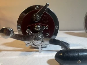 Penn Special Senator Fishing Reel 112H - 3/0H - w/ Original Rod Mount -Bakelite - Picture 1 of 9