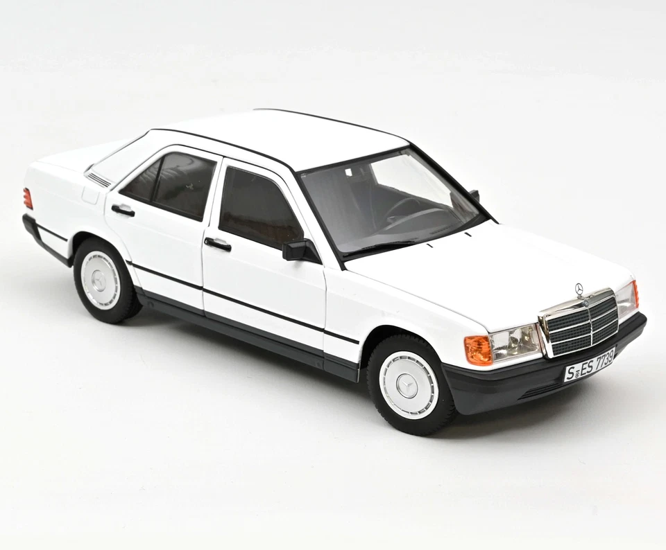 Norev Mercedes benz 190 E 1982 WHITE SCALA 1 18 COD 183820