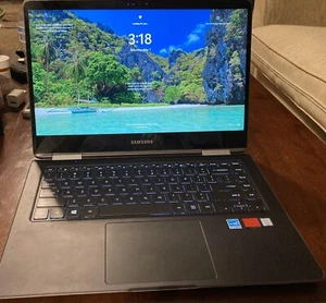 Samsung Notebook 9 Pro 15 inch (256GB, Intel Core i7 8th Gen., 4.00GHz, 16GB)... - Picture 1 of 3