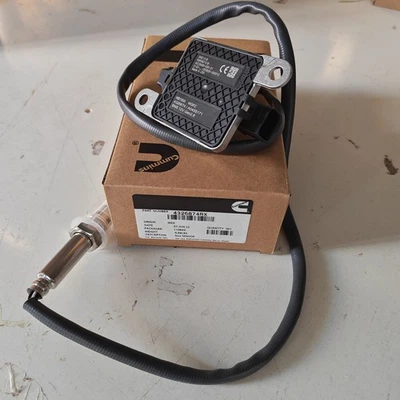 NUEVO Sensor de óxido de nitrógeno Cummins 4326874RX NOx para Cummins 8,9 litros ISC/ISL Foto 1 de 4