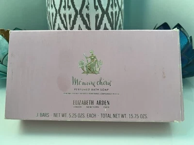Juego de jabones de baño perfumados vintage Elizabeth Arden Memoire Cherie 3 barras 5,25 oz Ea. Foto 1 de 4