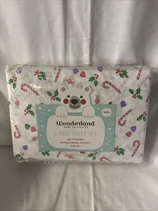 Wonderland 3 Piece Sheet Set Christmas - Picture 1 of 5