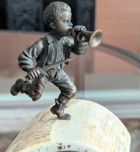 Vtg Bugle Boy Sculpture Bronze & Bovine Base Musician Soldier Art Militia Statue - Picture 1 of 21