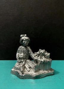 Figura en miniatura de regalo de Navidad de Michael Ricker niña peltre gato gatitos gatitos regalo de Navidad - Imagen 1 de 12