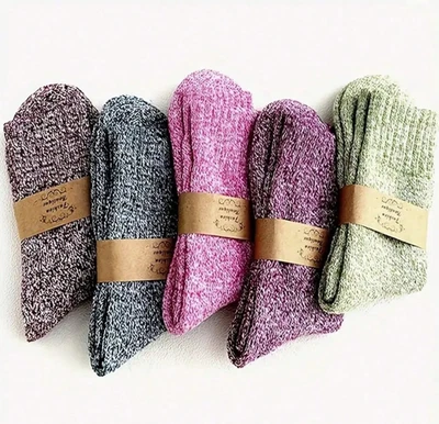 5 pares de calcetines cálidos de punto - Acogedor estilo retro para viajes al aire libre de primavera e invierno Foto 1 de 4