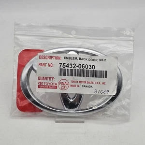 Genuine OEM Toyota 75432-06030 Emblem Badge - Picture 1 of 2