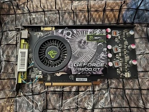 XFX Nvidia GeForce 9800GT, 512MB DDR3, DUAL DVI TV, PCI-E Video Card - Picture 1 of 6