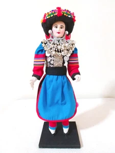 Lisaw (Lisu) Thai Culture Doll Handmade North Dress Hill Tribe Model Rare Item  - Picture 1 of 12