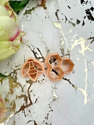 Bee with hive polymer clay cutters - Image 1 of 3