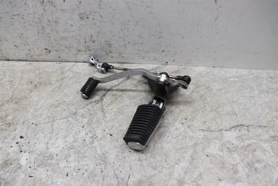 Pies izquierdo Yamaha V Star 650 1998-2003 Custom Driver con pedal de cambio Foto 1 de 4