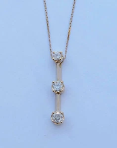 Damen Drei Steine Diamant Anhänger ~ drei echte Diamanten ~ 14k Gelbgold - Bild 1 von 1