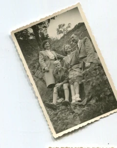 altes Foto Familienausflug, 1960er, 9x6cm - Bild 1 von 1