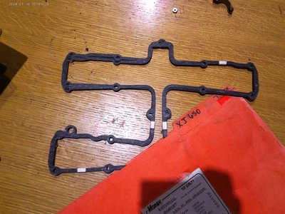 NOS 1980 - 1983 YAMAHA XJ650 ROCKER COVER HEAD GASKET 4H7-11193-00 - Image 1 of 2