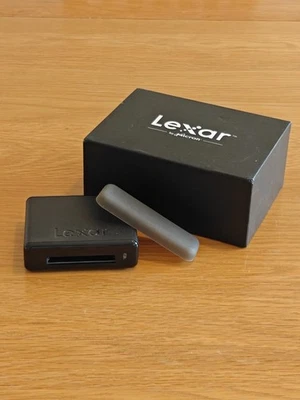 Lexar CFR1 CF Compact Flash Card Reader - with cover & box, fully working - Image 1 of 3