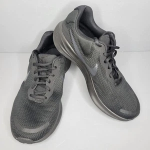 Nike Revolution 7 Size 9 Wide Men's Black Sneakers FB8501 001 - Picture 1 of 12