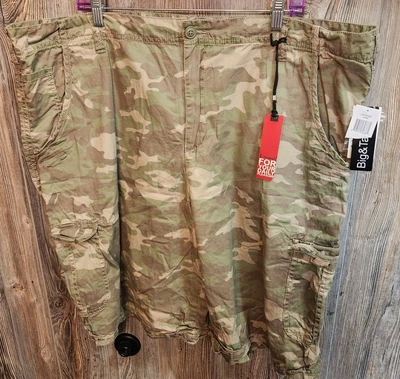 Jeans By Buffalo Cargo Shorts Men's Waist 46 Camouflage Green NEW TAGS - Image 1 of 4