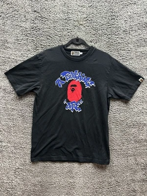 Camiseta A Bathing Ape Graffiti College Gráfica Negra Para Hombre Talla L Foto 1 de 4