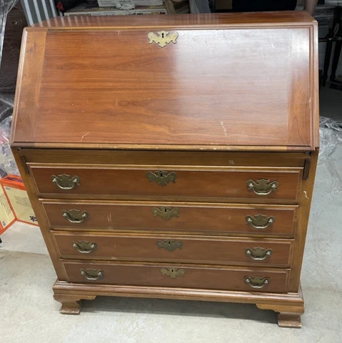1790-1820 Georgian Slant Front Desk. England.  Drop Front Secretary Cover