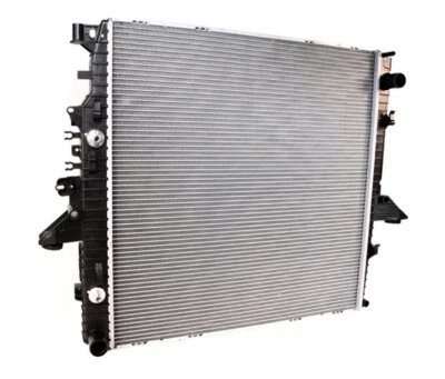 Radiador Allmakes Britpart para Land 2005-2009 LR3 / 2006-2009 Range Rover Sport Foto 1 de 2