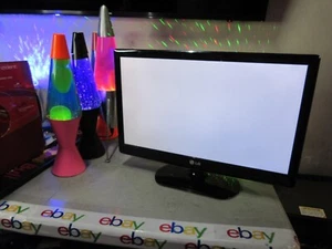 LG 22LS3500 22” 720p LED TV No Pwr Cords or Rmt Parts/Repair FREESHIP - Picture 1 of 11