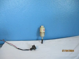 Bomba de agua limpiaparabrisas VW Golf 3 III 1H5955651 (WPU5) - Imagen 1 de 5