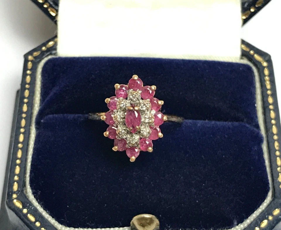 1989 Ruby & Diamond Cluster 9ct Gold Vintage Ring Size L - Image 1 of 4