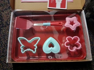 Williams Sonoma American Girl Cookie Baking Set Super Cute! - Picture 1 of 11