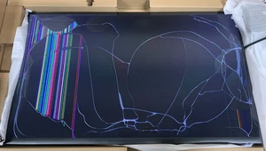 Dell P3223QE 31,5 pulgadas 4K UHD IPS LED Monitor Pantalla Negro -PANTALLA DAÑADA - Imagen 1 de 5