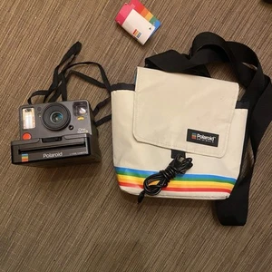 Polaroid Original Instant Camera OneStep 2 Viewfinder i-Type Black With Bag - Picture 1 of 2