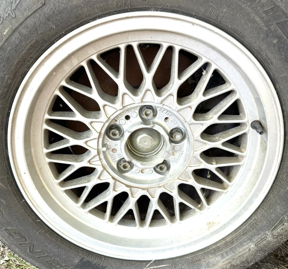 Llanta de aleación de aluminio genuina BMW 740i 740iL 95-02 16”x 8”  Foto 1 de 1