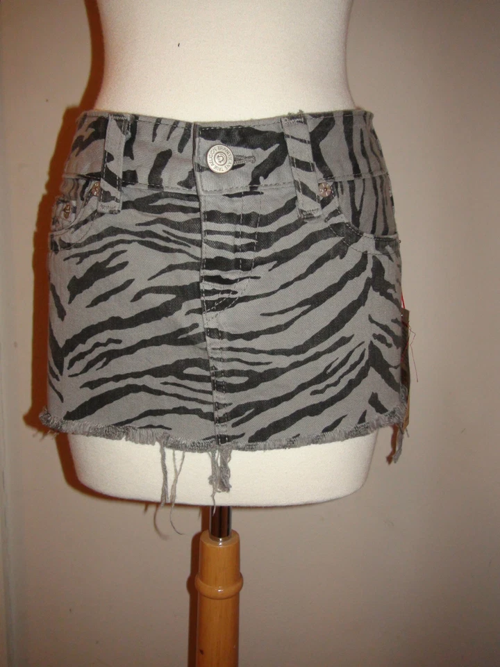 TRUE RELIGION MANDY ZEBRA SEAL Black Gray JEAN DENIM Short MINI SKIRT Size 29 - Image 1 of 3