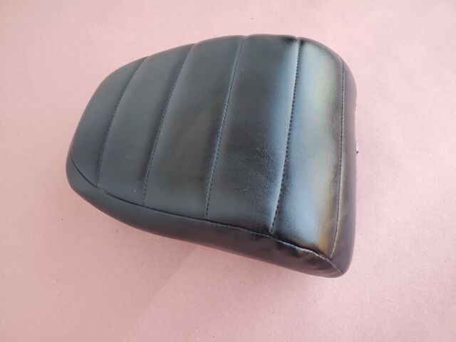 Highway Hawk MB04-4031_6 Rear Passenger Seat for Suzuki Intruder 1400