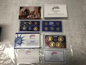 Juego de prueba S 2007 caja original y certificado de autenticidad 14 monedas revestidas de CN EE. UU. como nuevas - Imagen 1 de 1